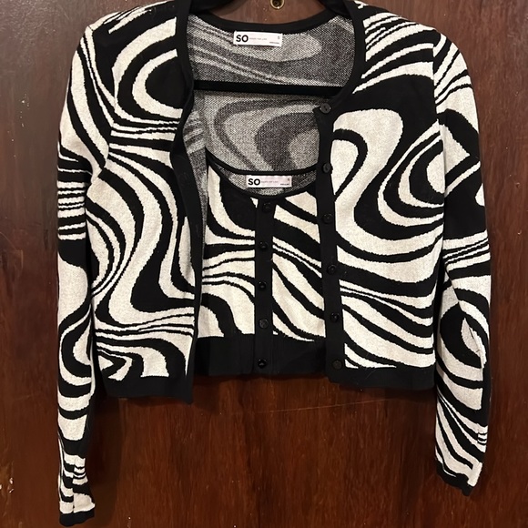 Sweater Set - Picture 3 of 8